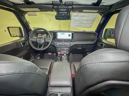 New 2026 Jeep Wrangler Unlimited Rubicon image 24