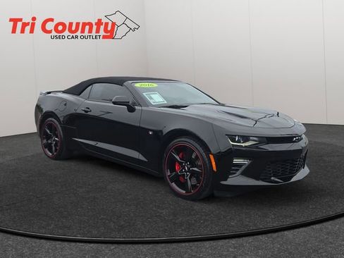 Used 2016 Chevrolet Camaro SS RWD image 1