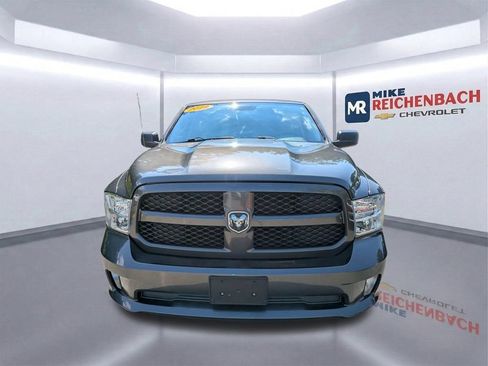 Used 2019 RAM 1500 Express w/ Express Value Package AWD/4WD image 9