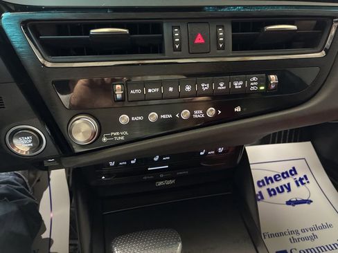 Used 2022 Lexus ES 350 F Sport image 12