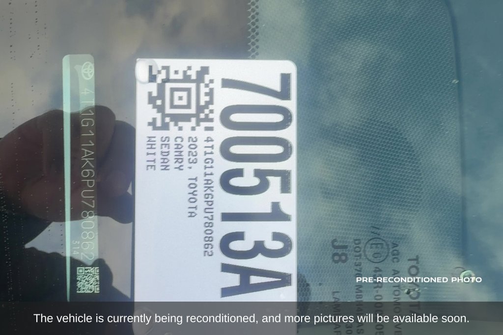 Used 2023 Toyota Camry SE FWD image 19