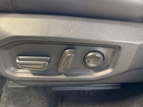 Used 2025 Toyota Sequoia Platinum w/ TRD Off-Road Package AWD/4WD image 24