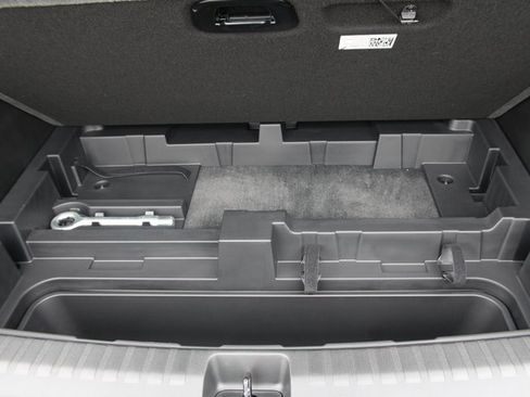 New 2025 Chevrolet Blazer EV RS image 11