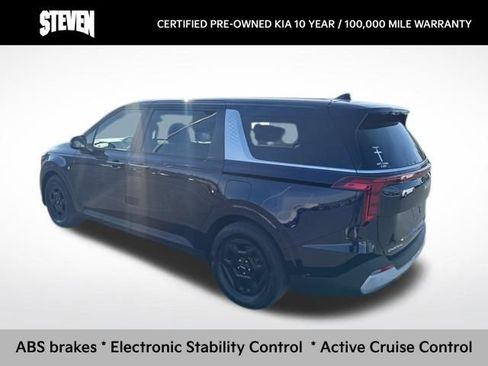 Certified 2026 Kia Carnival image 4