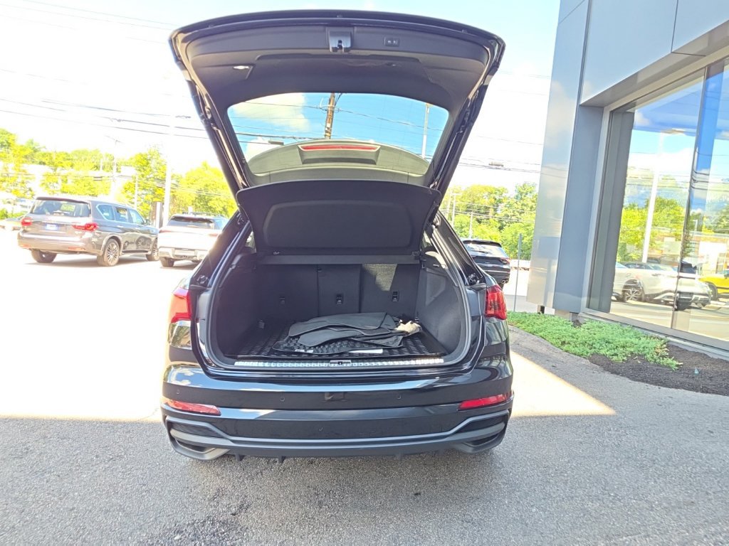 Used 2023 Audi Q3 2.0T Premium Plus AWD/4WD image 13