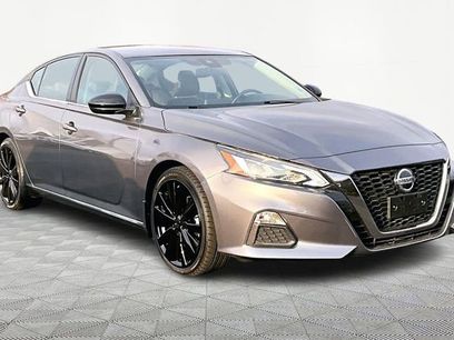 Used 2022 Nissan Altima 2.5 SR