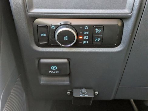 Used 2024 Ford F150 STX image 22