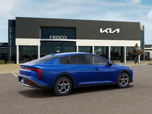 New 2026 Kia K4 FWD image 6