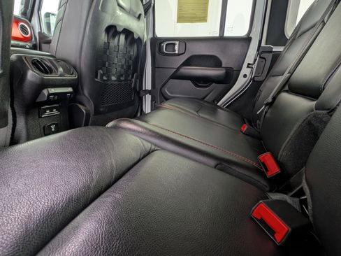 Used 2021 Jeep Wrangler Unlimited Rubicon image 13