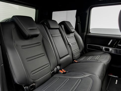 Used 2022 Mercedes-Benz G 550 w/ Exclusive Interior Package image 37
