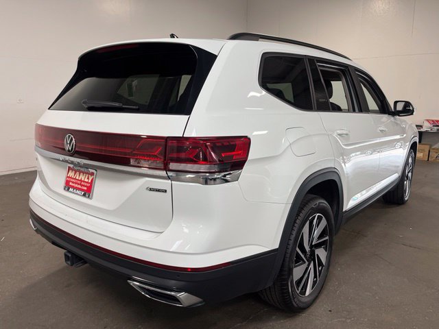 Used 2025 Volkswagen Atlas SE AWD/4WD image 3