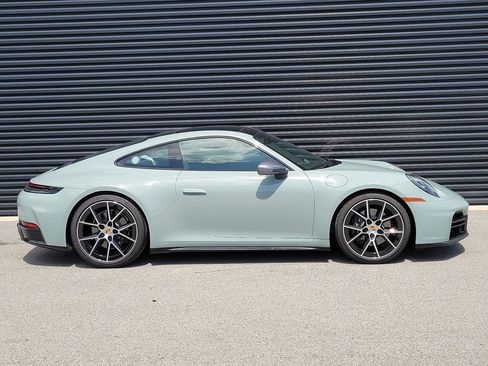 Used 2026 Porsche 911 Carrera T RWD image 8