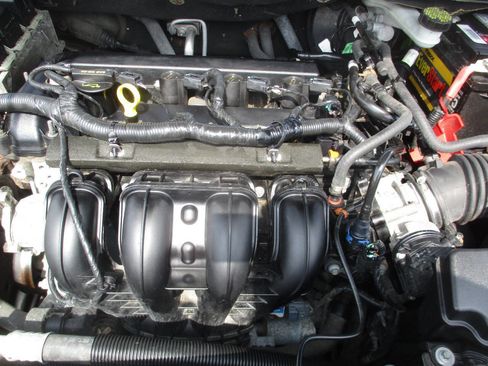 Used 2014 Ford Fusion SE FWD image 34