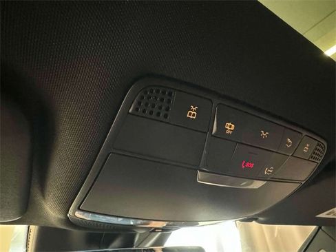 Certified 2022 Mercedes-Benz GLC 300 4MATIC image 25