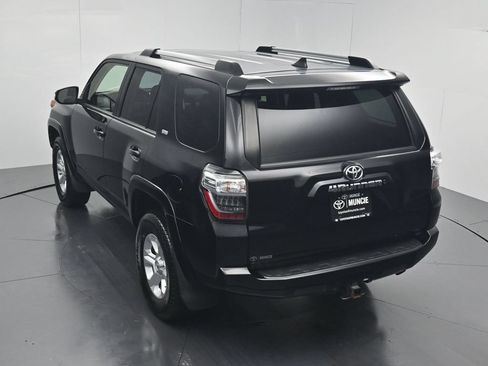 Used 2021 Toyota 4Runner SR5 Premium w/ Moonroof Package AWD/4WD image 60