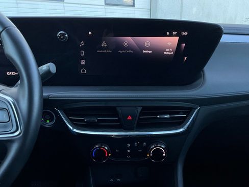 Used 2025 Buick Encore GX Preferred image 25