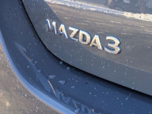 New 2026 MAZDA MAZDA3 Hatchback w/Premium Plus Pkg image 11