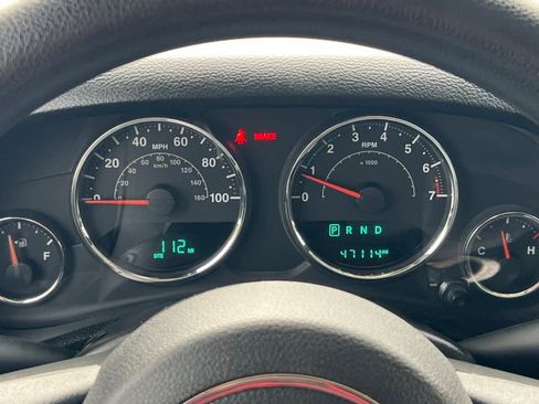 Used 2015 Jeep Wrangler Unlimited Sport w/ Trailer Tow Group image 29