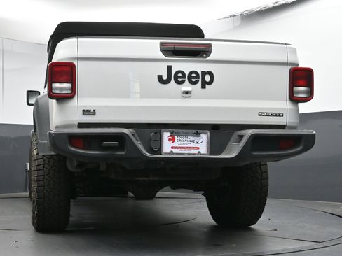 Used 2020 Jeep Gladiator Sport w/ Quick Order Package 24S image 22