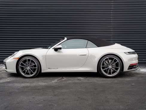 Used 2023 Porsche 911 Carrera 4S image 2