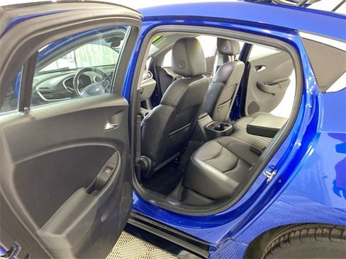 Used 2018 Chevrolet Volt LT w/ LT Driver Confidence Package image 29