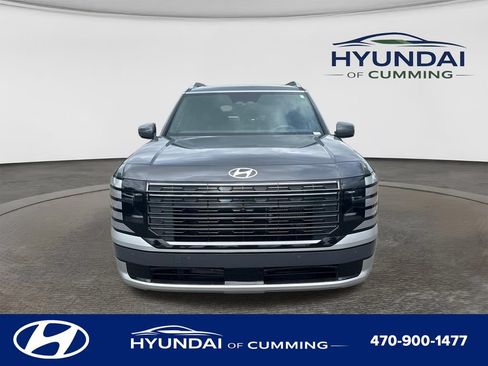 Used 2026 Hyundai Palisade Calligraphy FWD image 2
