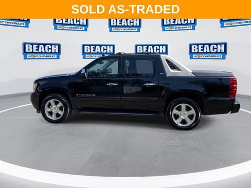 Used 2007 Chevrolet Avalanche LTZ w/ LTZ Preferred Equipment Group AWD/4WD image 5