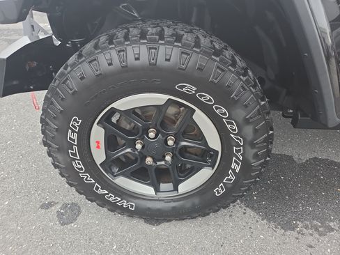 Used 2020 Jeep Wrangler Unlimited Rubicon AWD/4WD image 26