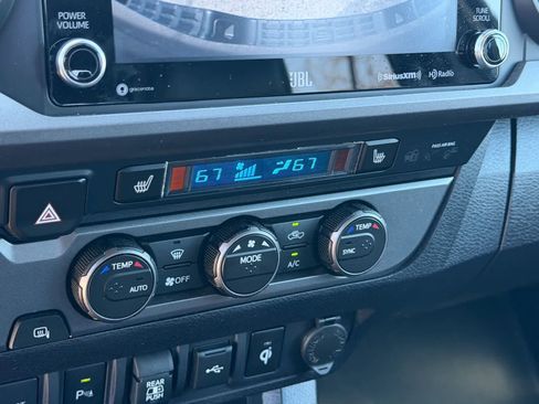 Used 2020 Toyota Tacoma TRD Sport w/ TRD Premium Sport Package image 13