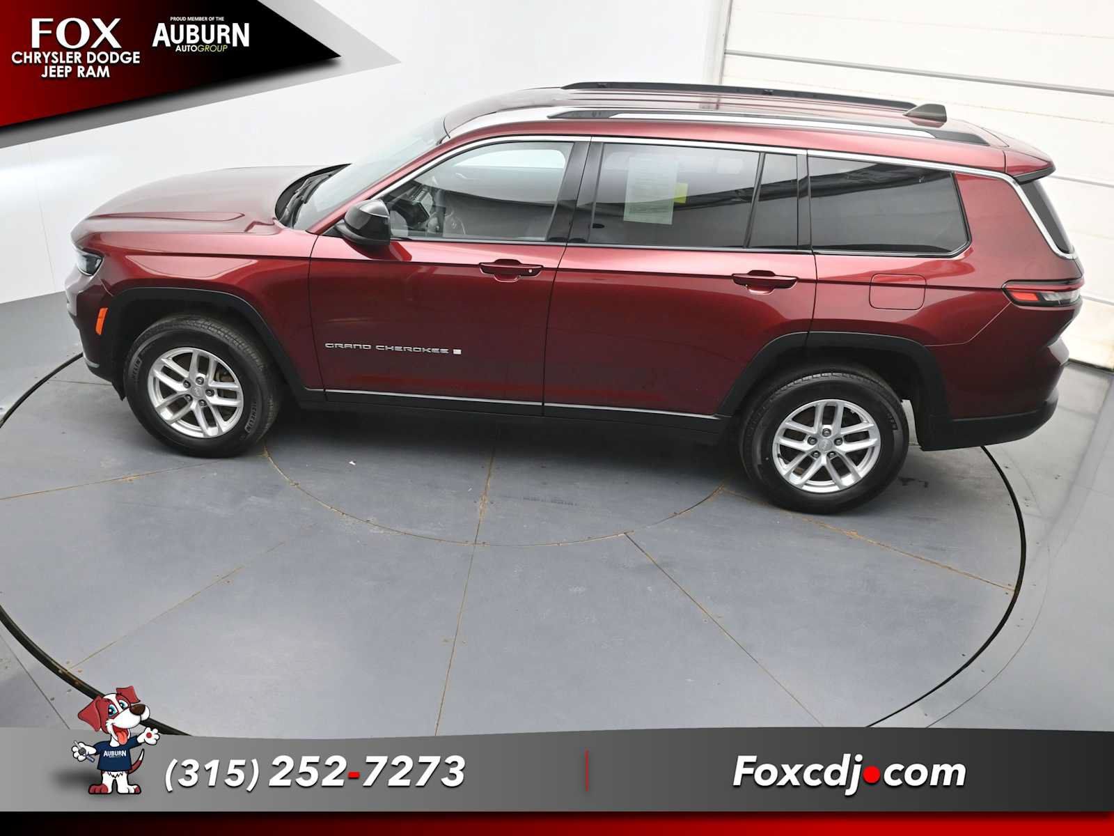 Used 2023 Jeep Grand Cherokee L Laredo w/ Luxury Tech Group I AWD/4WD image 31
