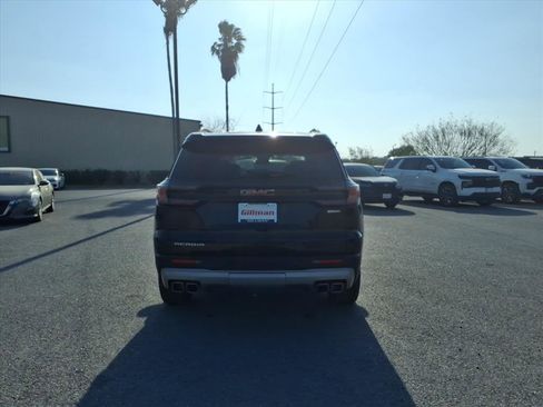 Used 2024 GMC Acadia Elevation w/ Luxury Package image 7