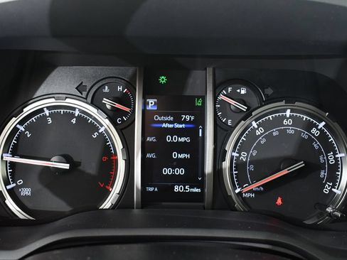 Used 2024 Toyota 4Runner TRD Off-Road Premium w/ TRD Black Wheel Package (TMS) AWD/4WD image 25