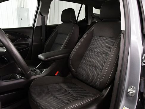Used 2023 GMC Terrain SLE w/ Driver Convenience Package AWD/4WD image 26