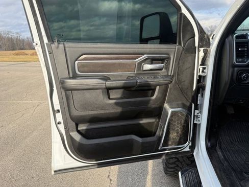 Used 2025 RAM 2500 Laramie image 15