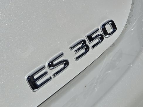 New 2025 Lexus ES 350 w/ Premium Package image 7