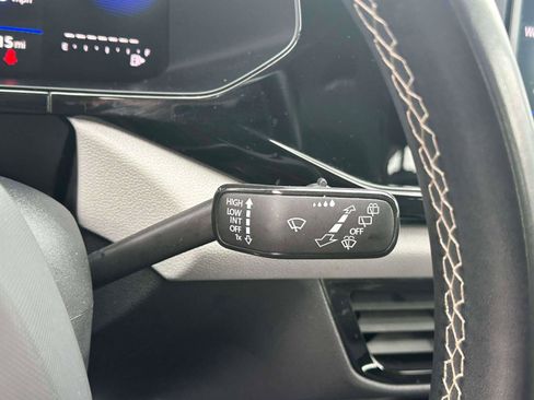 Used 2024 Volkswagen Taos S image 22