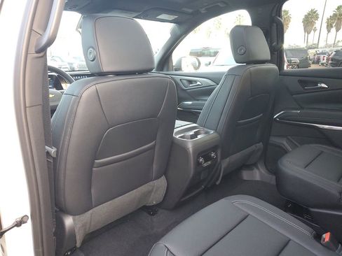 New 2026 Chevrolet Traverse LT w/ Sun and Wheel Package image 15