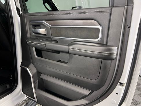 Used 2025 RAM 2500 Laramie image 28