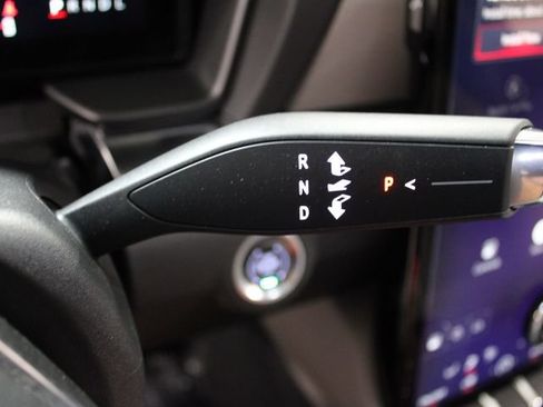 Used 2025 GMC Terrain Elevation AWD/4WD image 37