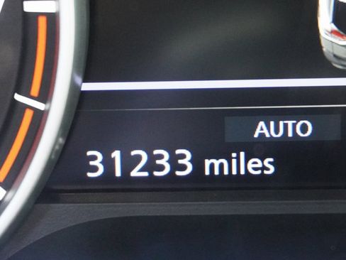 Used 2023 Nissan Rogue S image 8