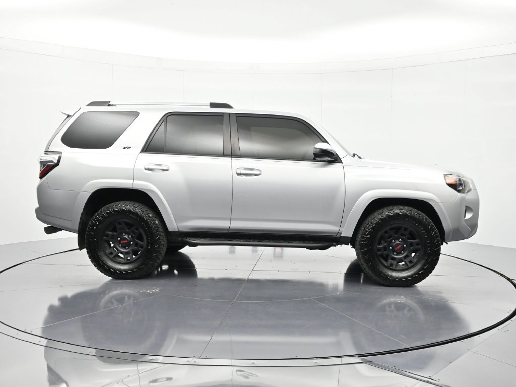 Used 2023 Toyota 4Runner SR5 AWD/4WD image 4
