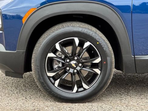 Certified 2023 Chevrolet TrailBlazer LT w/ Convenience Package AWD/4WD image 32