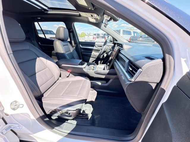 Used 2026 GMC Terrain Elevation w/ Elevation Premium Package FWD image 29