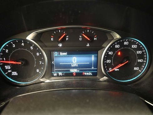 Used 2024 Chevrolet Equinox RS w/ LPO, Floor Liner Package AWD/4WD image 7