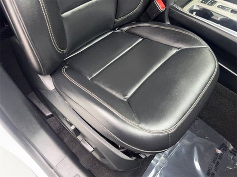 Used 2020 Ford Explorer XLT w/ Equipment Group 202A image 51