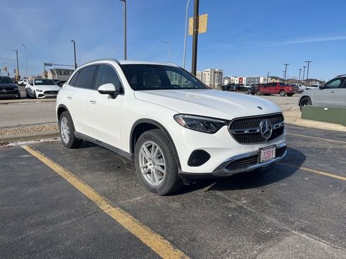 Used 2026 Mercedes-Benz GLC 300 4MATIC image 1