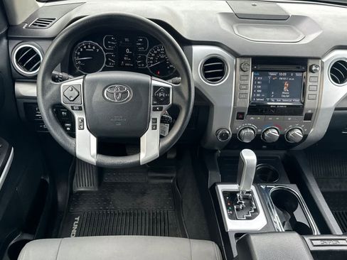 Used 2018 Toyota Tundra SR5 w/ TRD Off Road Package image 15