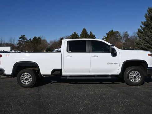 Used 2025 Chevrolet Silverado 2500 LT w/ Safety Package image 3
