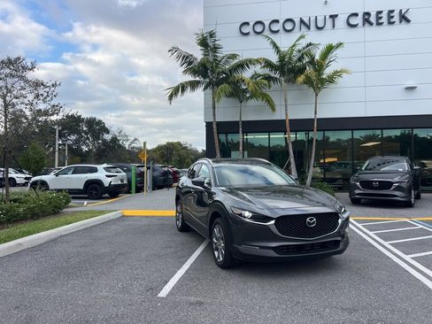 Used 2023 MAZDA CX-30 AWD 2.5 S w/ Select Package image 3
