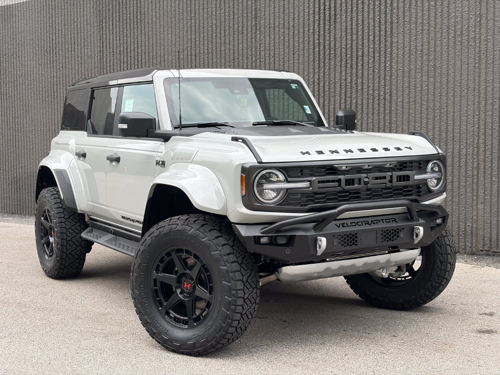 New 2026 Ford Bronco Raptor w/ Interior Carbon Fiber Pack AWD/4WD image 9